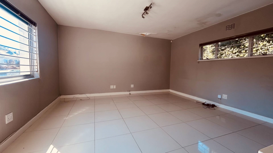 1 Bedroom Property for Sale in Green Point Western Cape